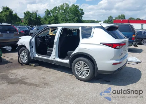 2023 Mitsubishi Outlander Es 2.5 S-Awc z USA, uszkodzony, nr VIN JA4J4TA85PZ008772
